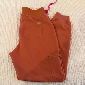Figs Women's terra-cotta Jogger Pants
